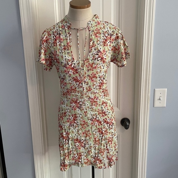 Anthropologie Rue Stiic Medium Bell Mini Dress Floral Fit & Flare Flutter Sleeve - Picture 1 of 10